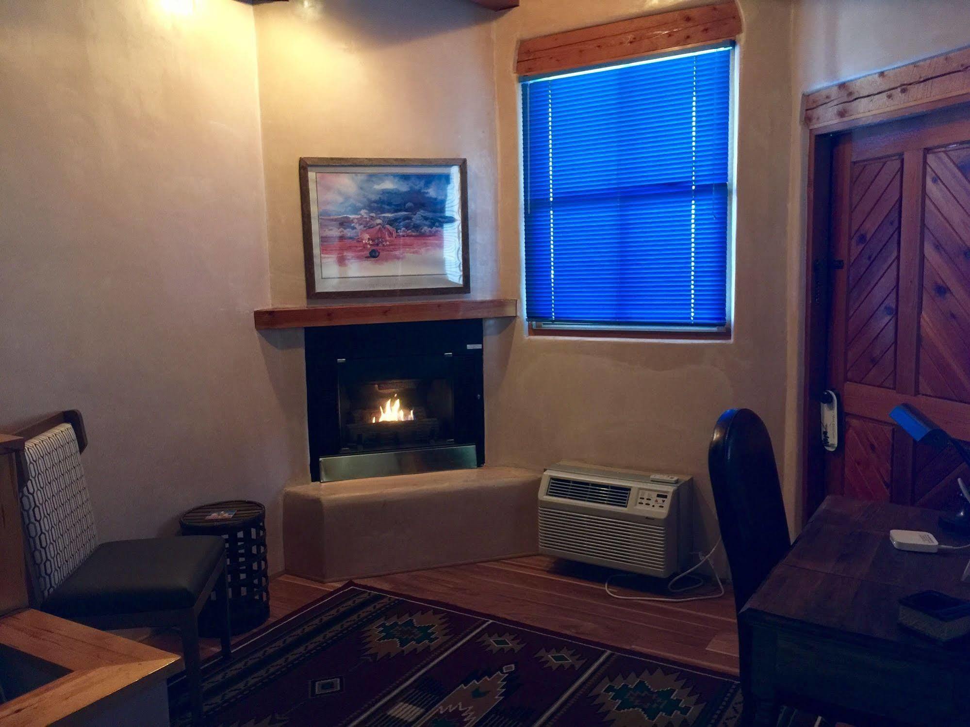 Guadalupe Inn Санта Фе Екстериор снимка
